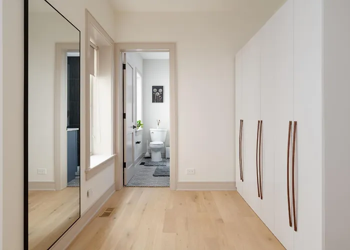 Ace Apartment *