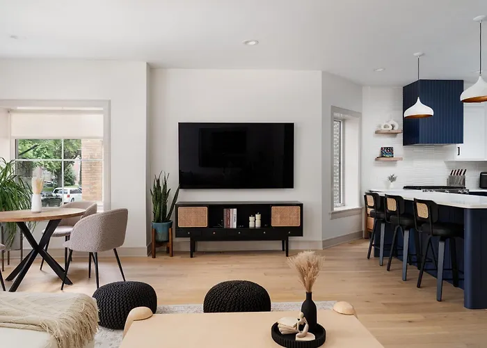 Ace Apartment Chicago