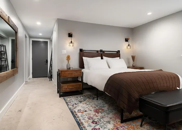 Ace Apartment *