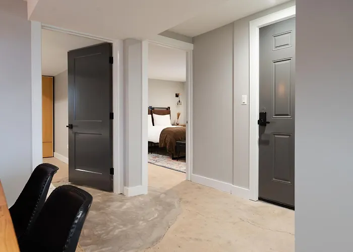 Ace Apartment *
